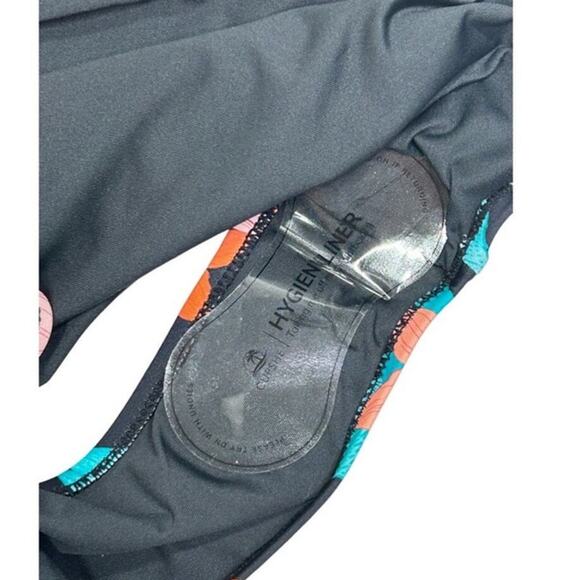 Cupshe Cynthia Floral High-Waisted Plus Size Bikini Bottom 1X NWT – Black Floral - Picture 6 of 12